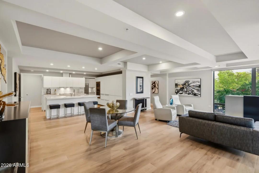 Real Estate Picture 21