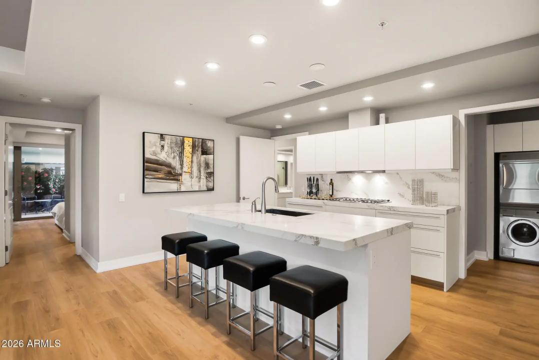 Real Estate Picture 25