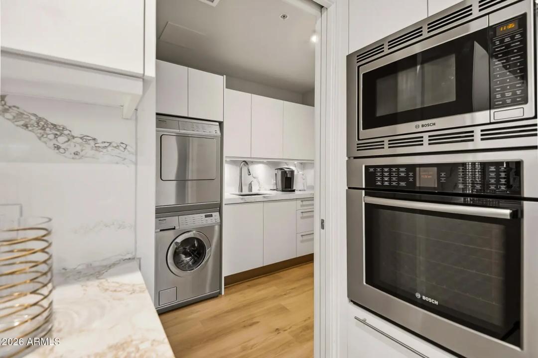 Real Estate Picture 29