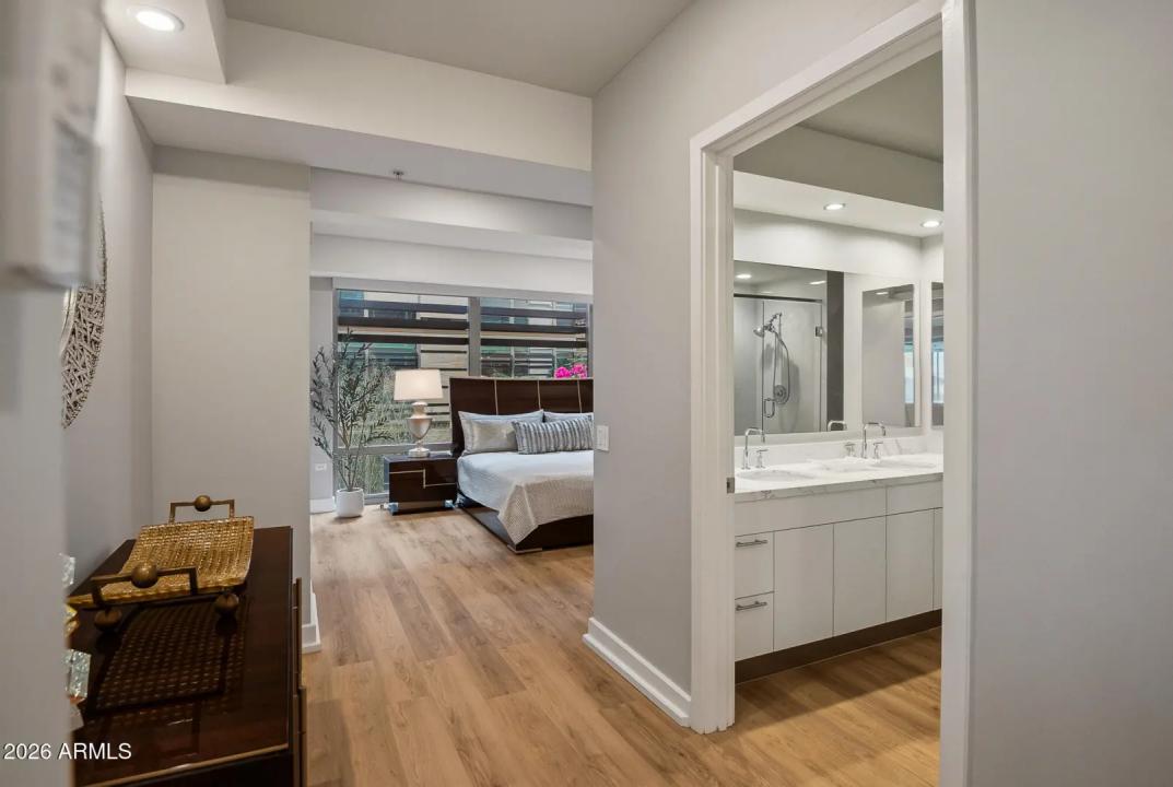 Real Estate Picture 34