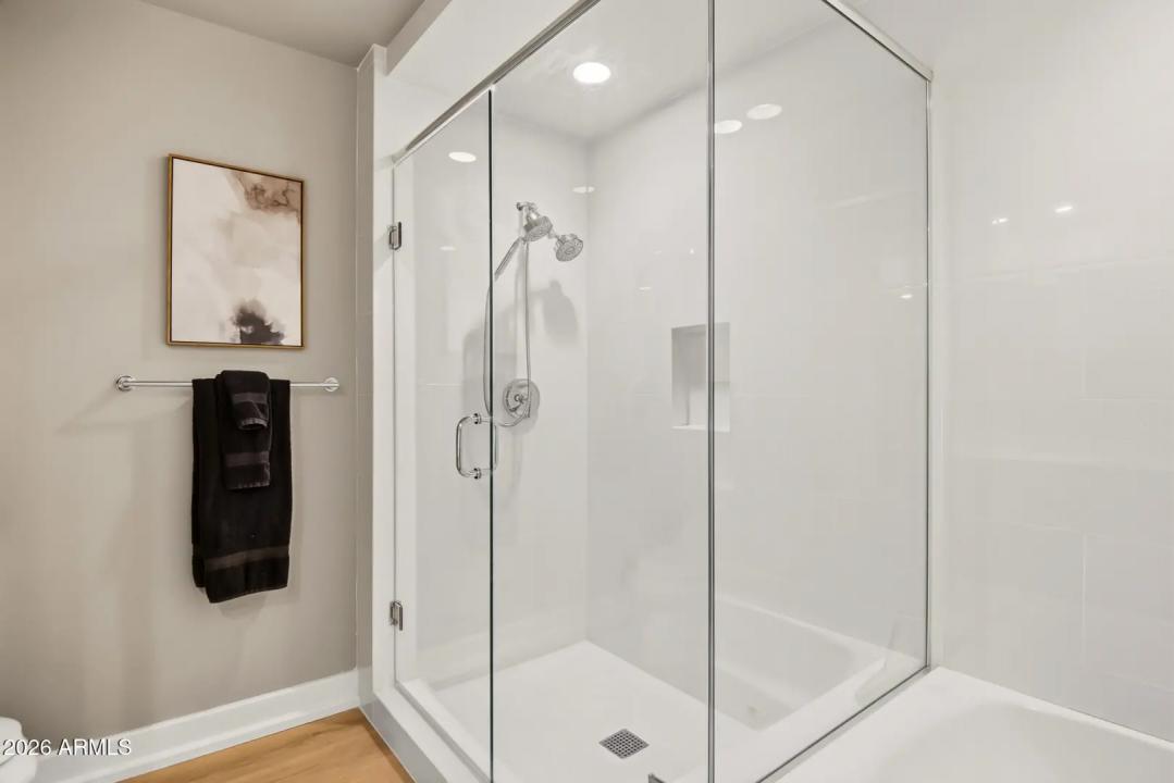 Real Estate Picture 36