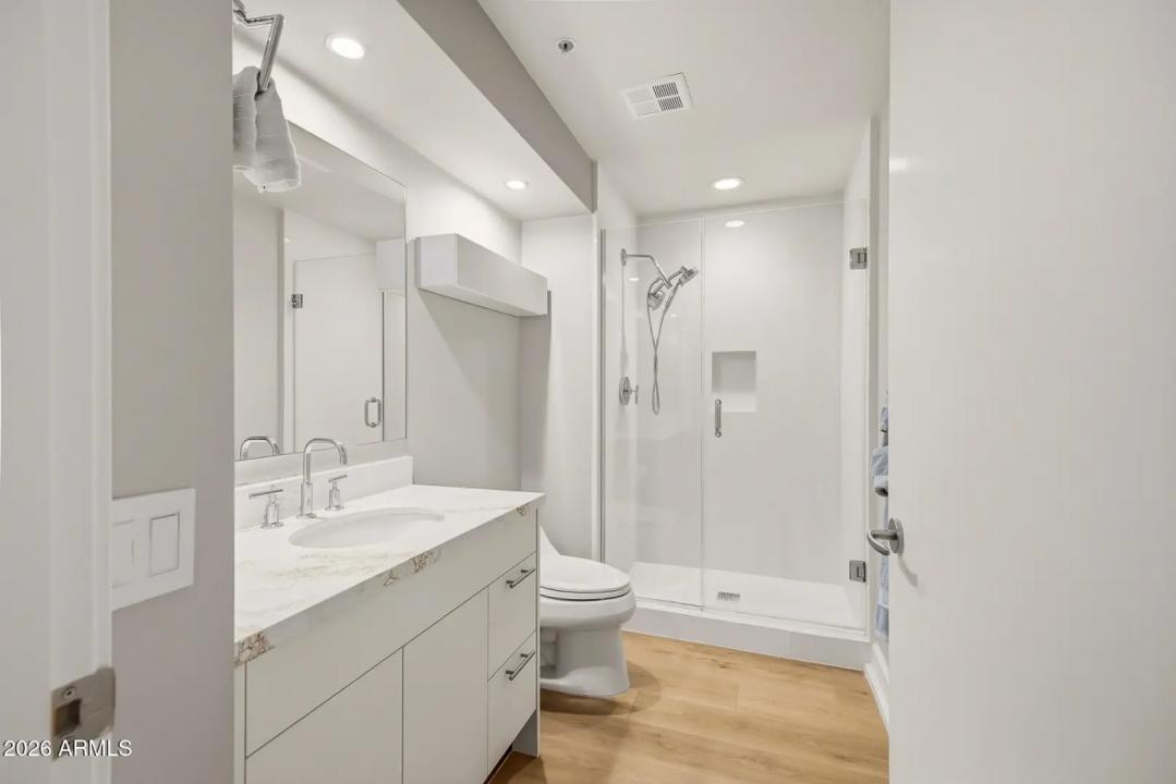 Real Estate Picture 45