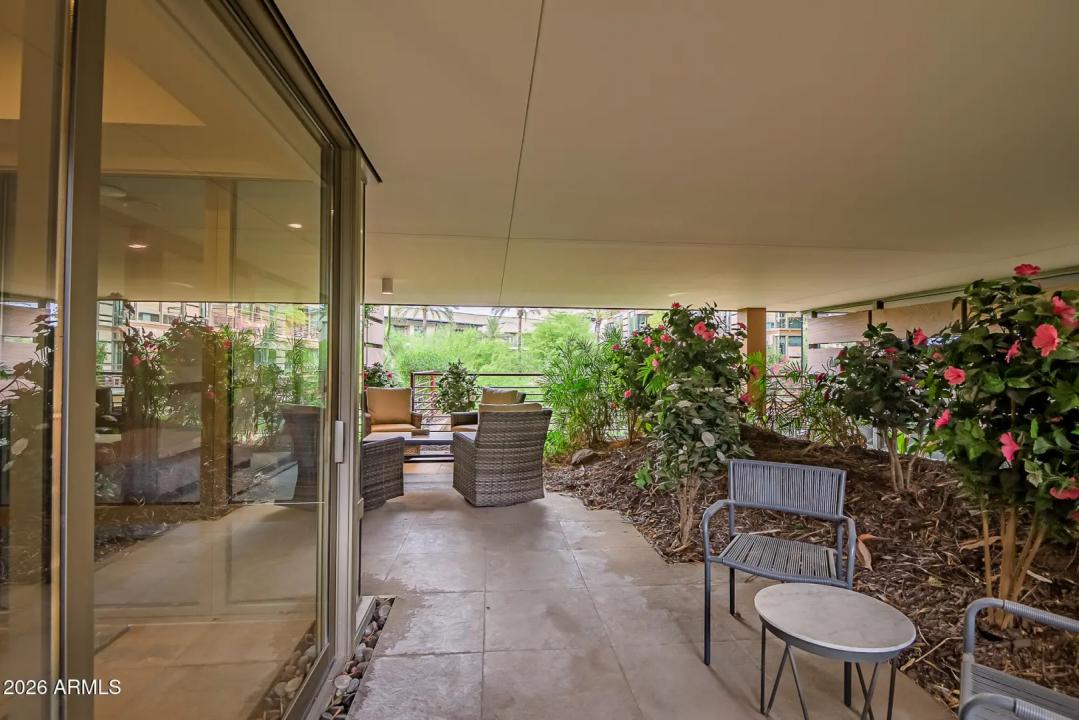 Real Estate Picture 50