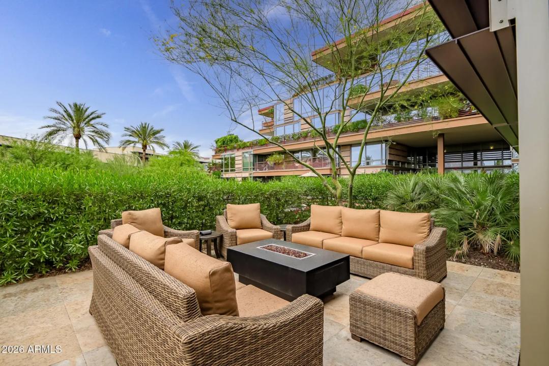 7117 E RANCHO VISTA Drive 3006 Scottsdale AZ 85251