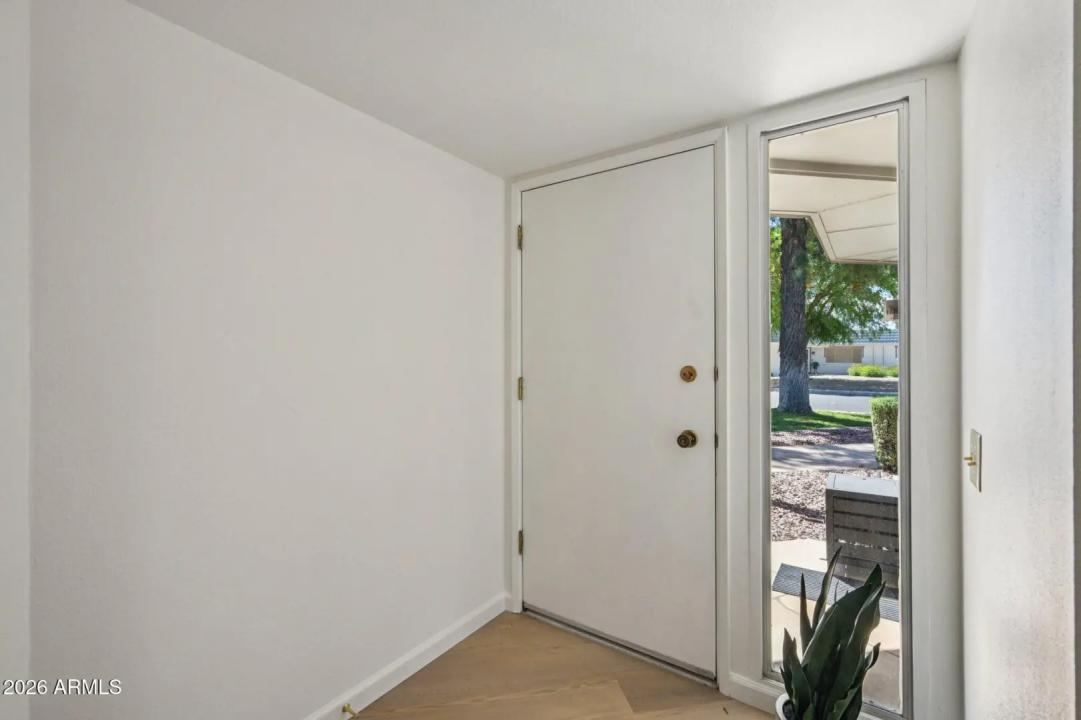 Real Estate Picture 5