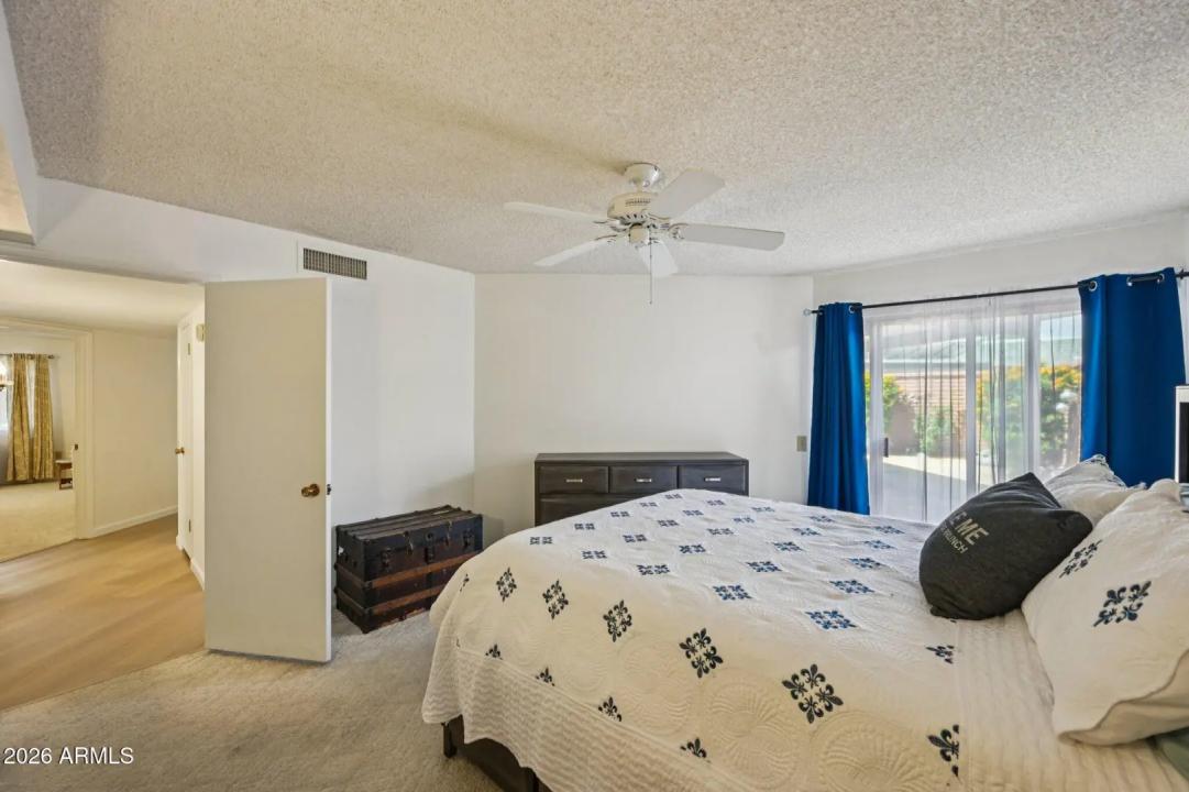 Real Estate Picture 17