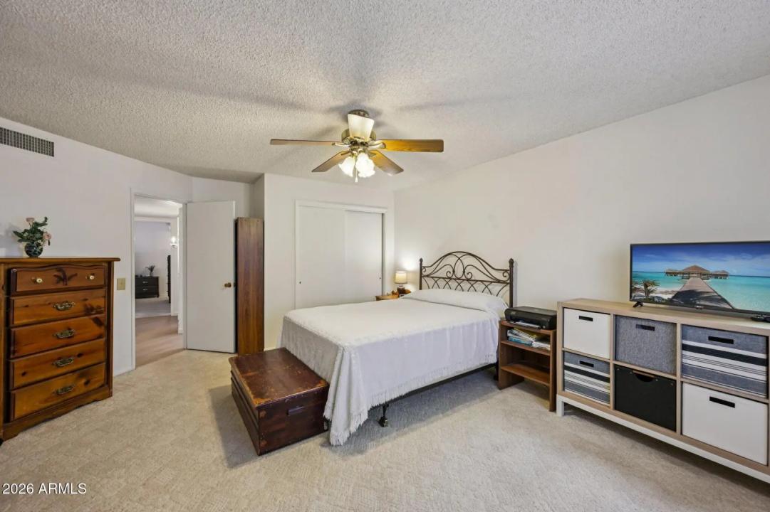 Real Estate Picture 20