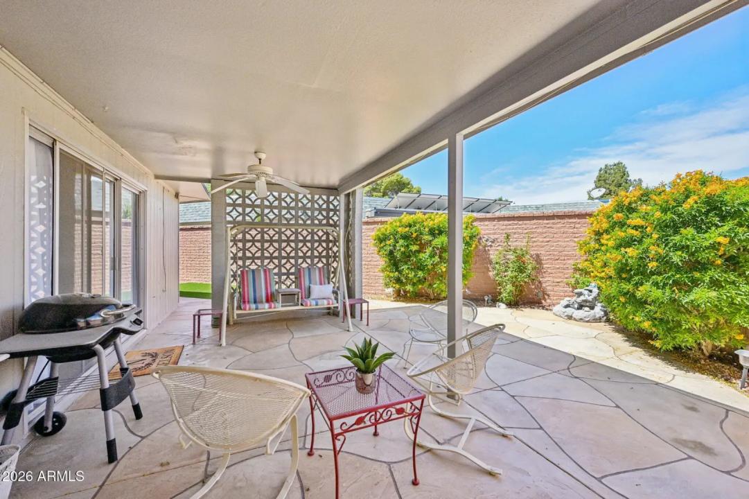 Real Estate Picture 22