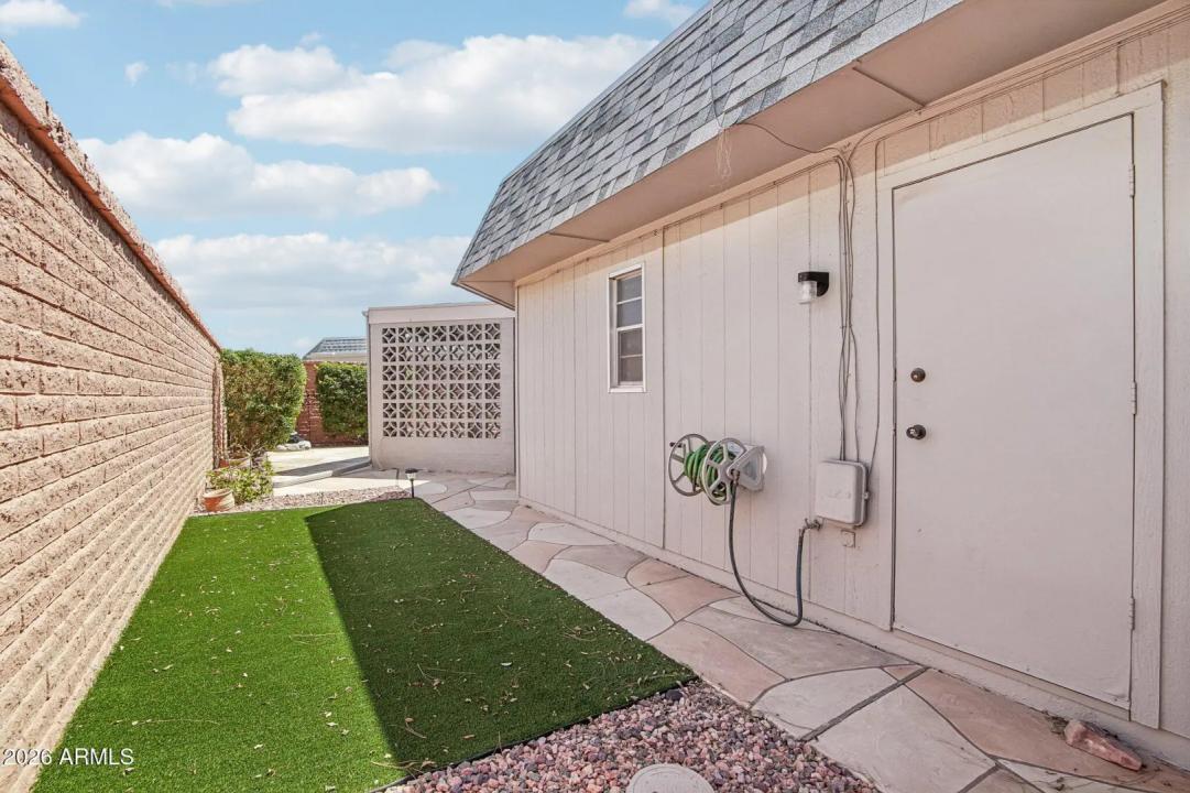 Real Estate Picture 26