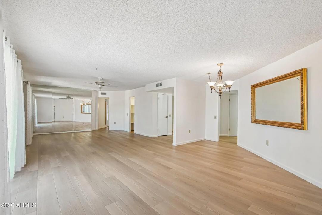 Real Estate Picture 10