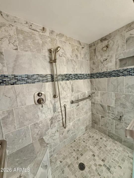 Real Estate Picture 20