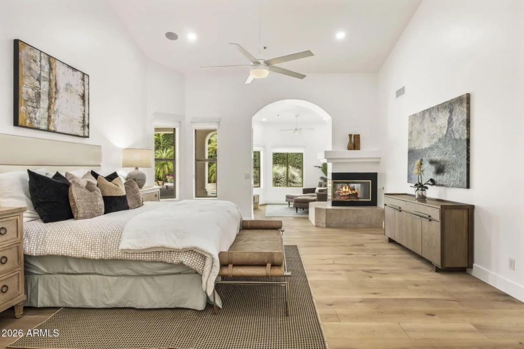 Real Estate Picture 19