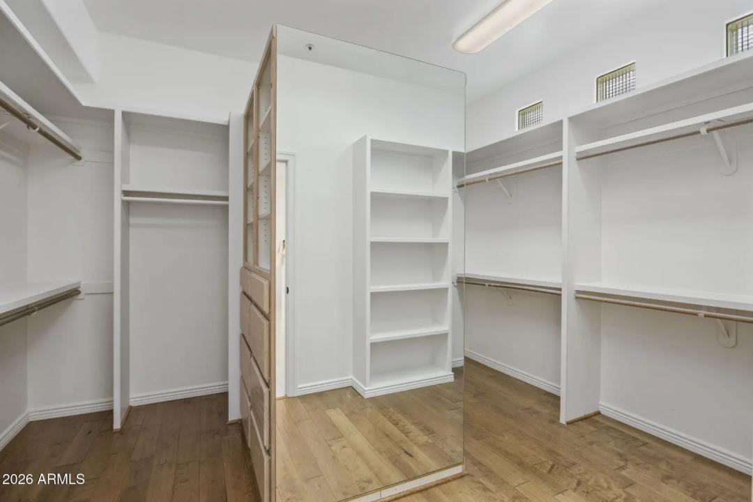 Real Estate Picture 26