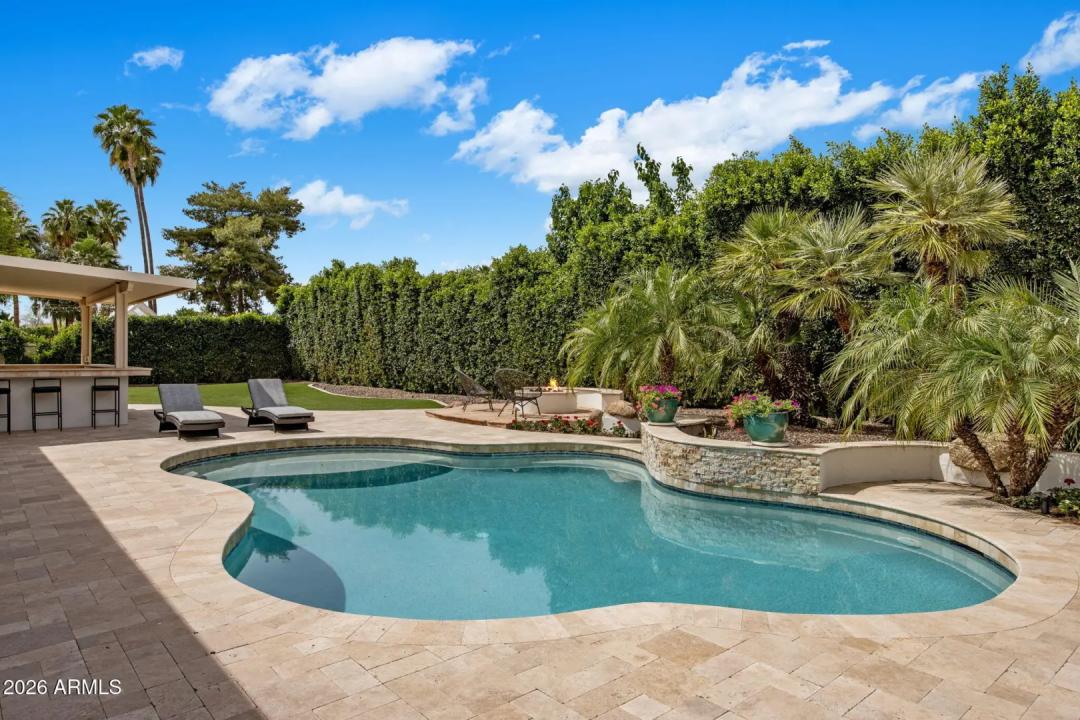 Real Estate Picture 35