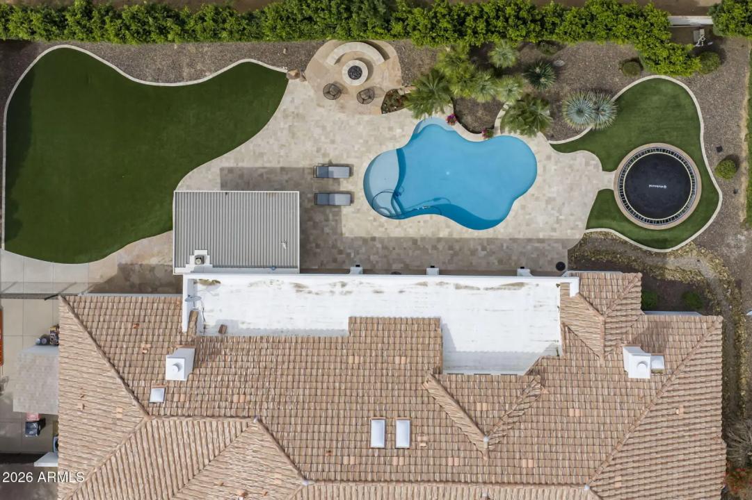 Real Estate Picture 45