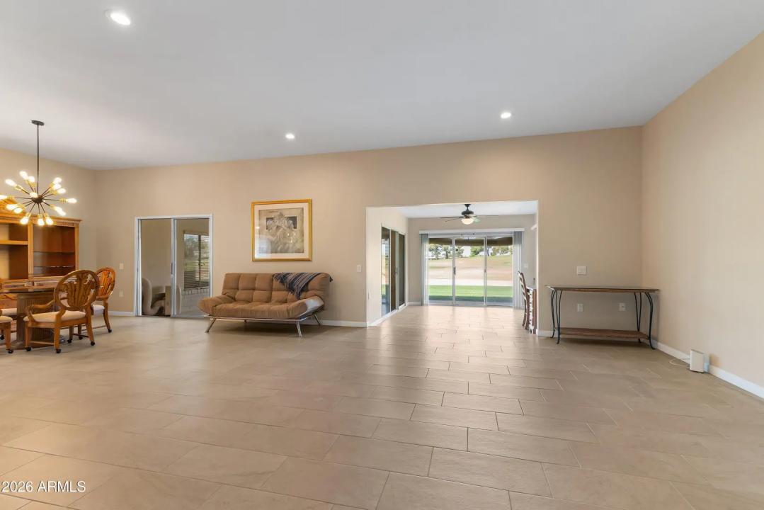 Real Estate Picture 9