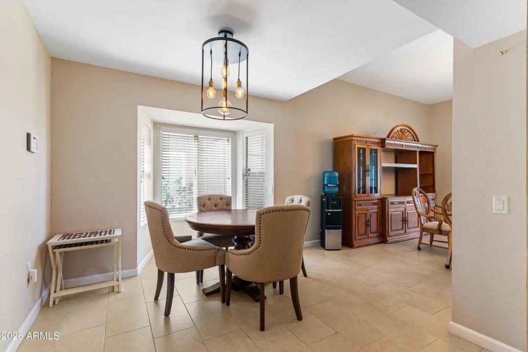 Real Estate Picture 22