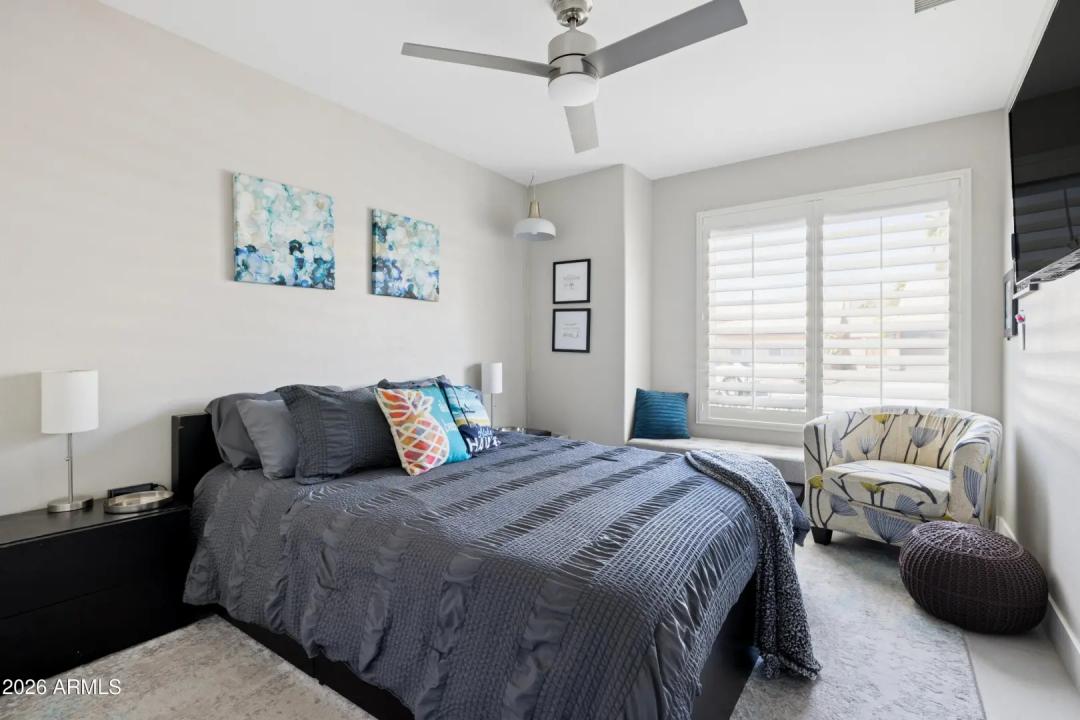 Real Estate Picture 30