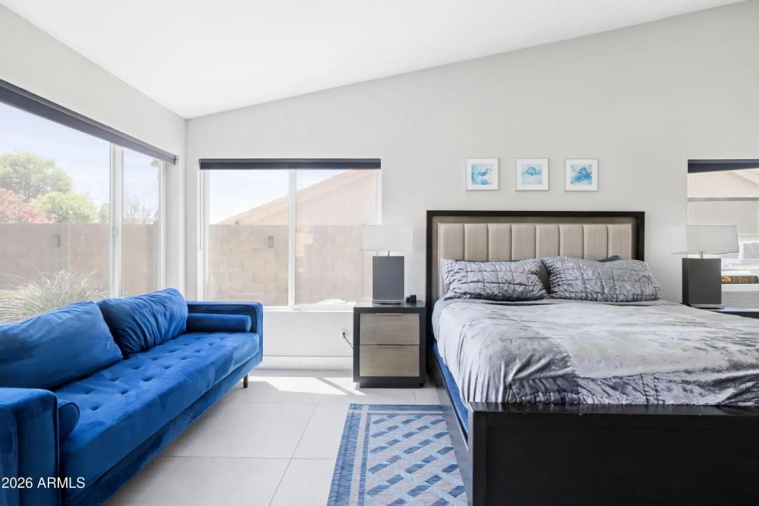 Real Estate Picture 22