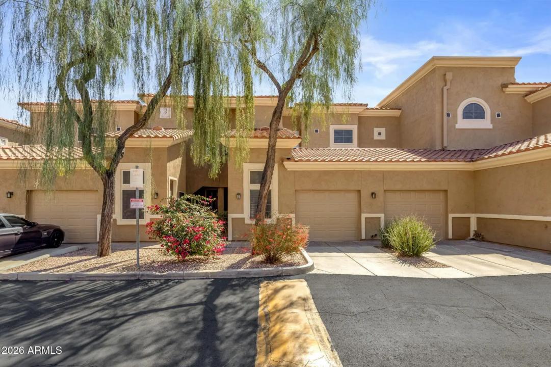 Real Estate Picture 8