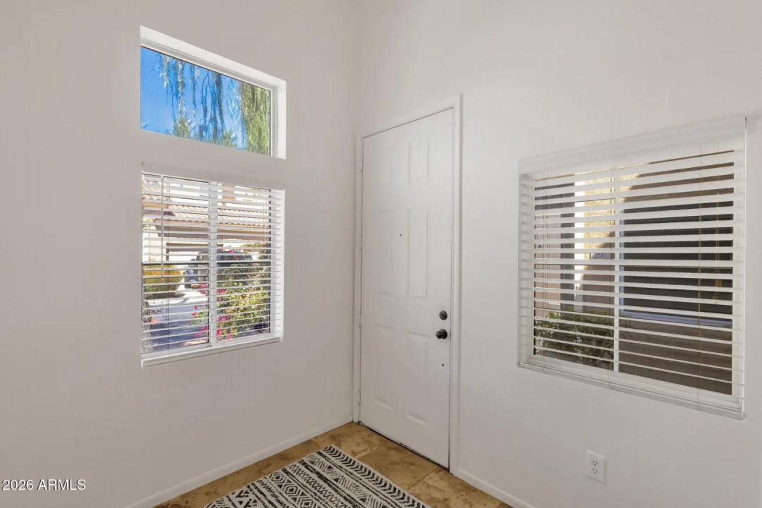 Real Estate Picture 16