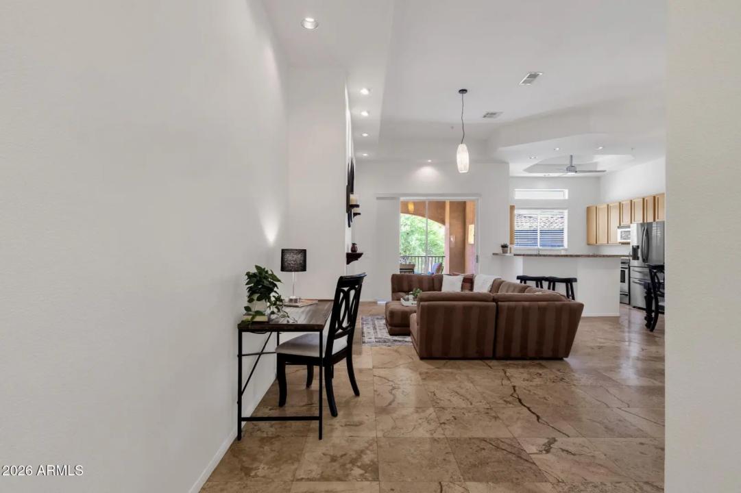 Real Estate Picture 17