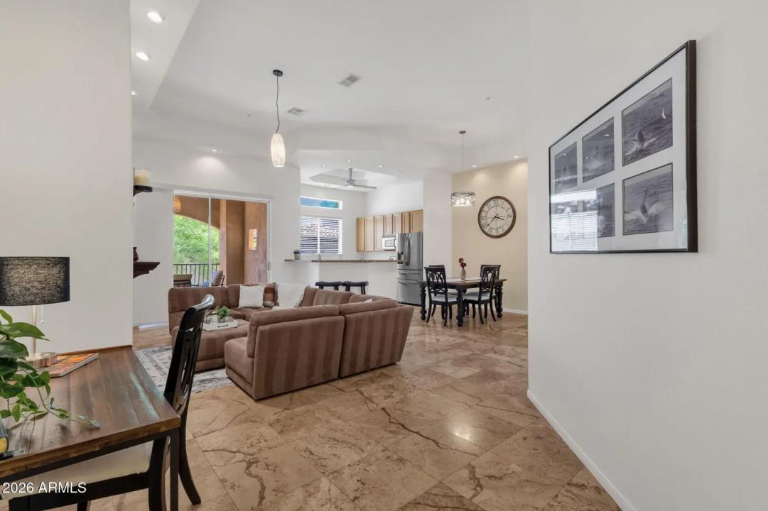 Real Estate Picture 18