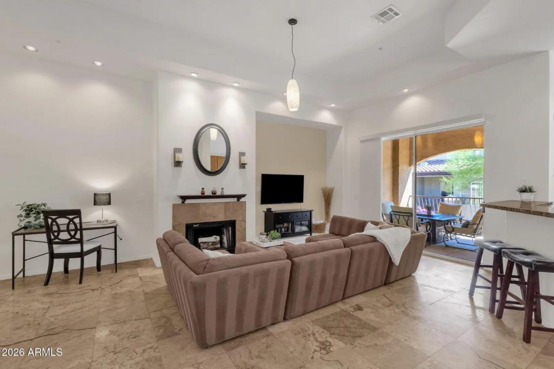 Real Estate Picture 20