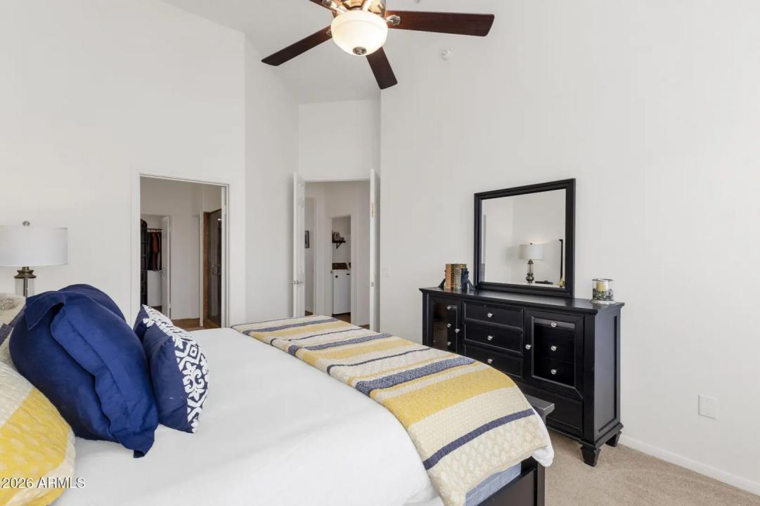 Real Estate Picture 32