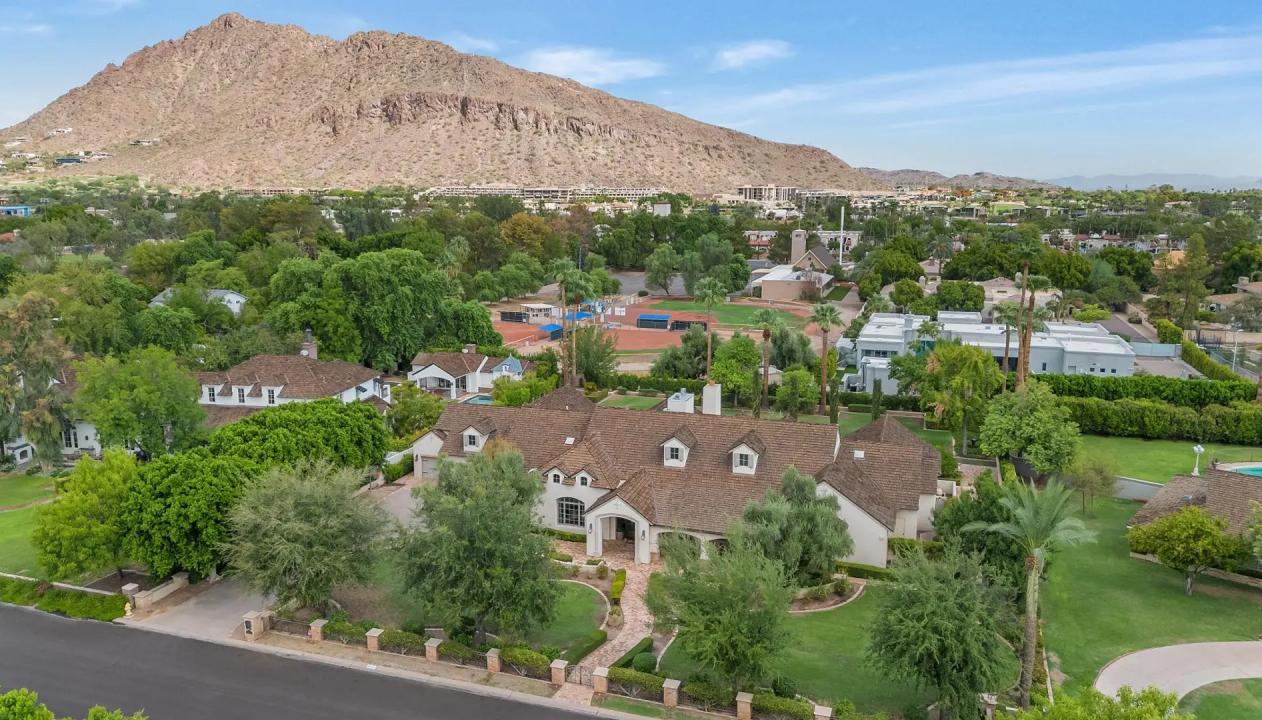 Real Estate Picture 2