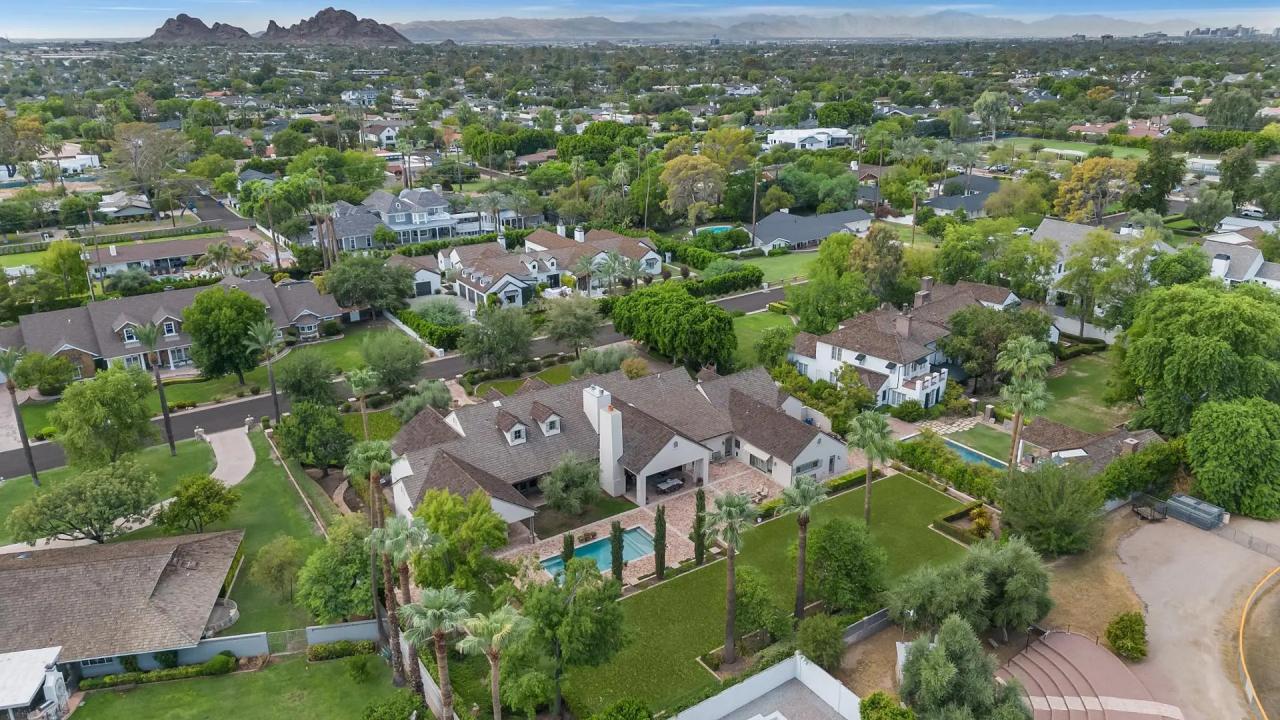 Real Estate Picture 20