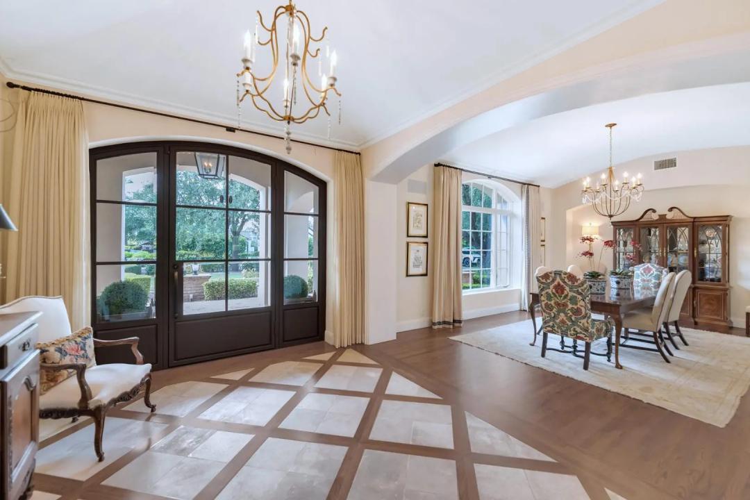Real Estate Picture 27