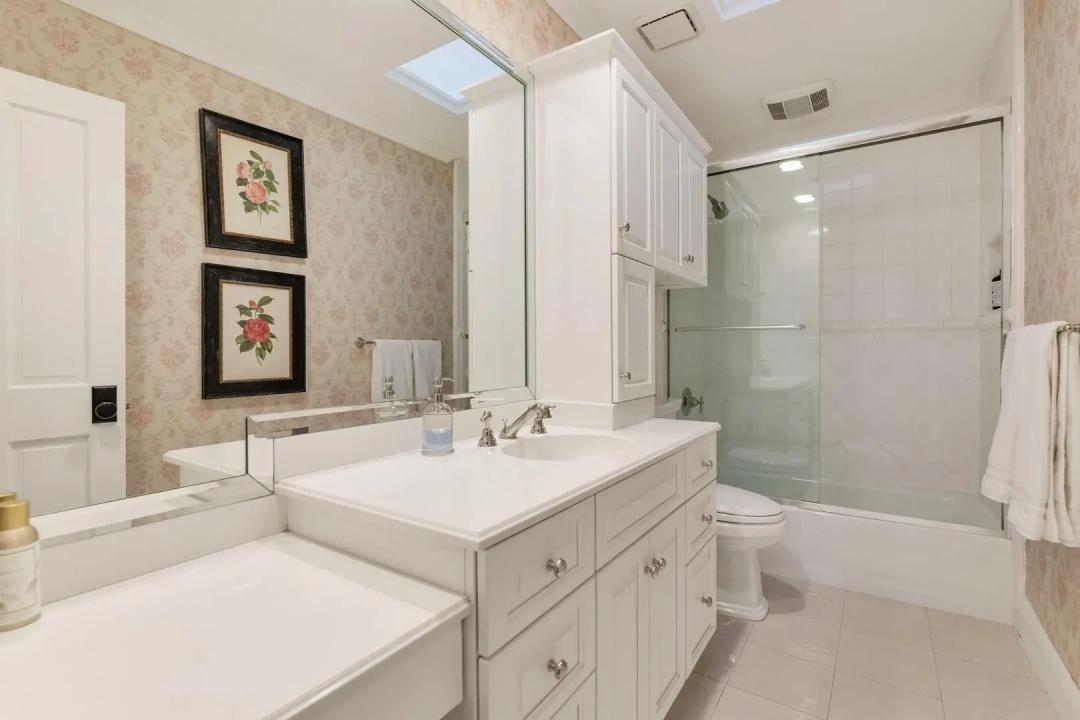 Real Estate Picture 36