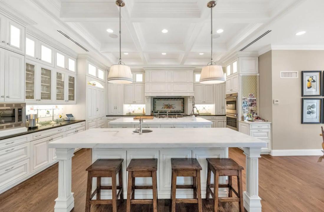 Real Estate Picture 37