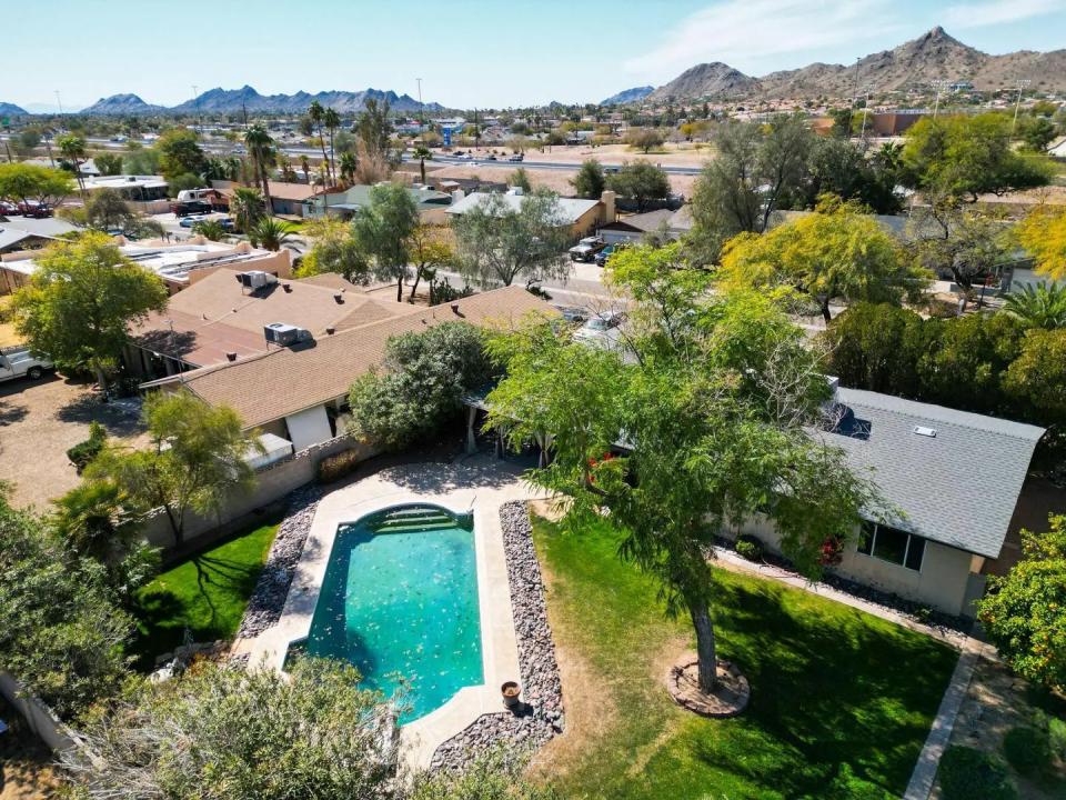 Real Estate Picture 2