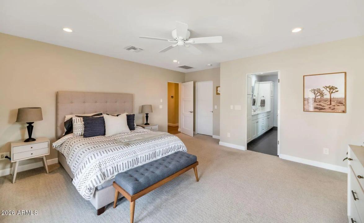 Real Estate Picture 11