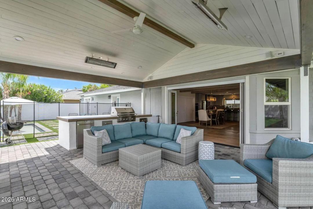 Real Estate Picture 22