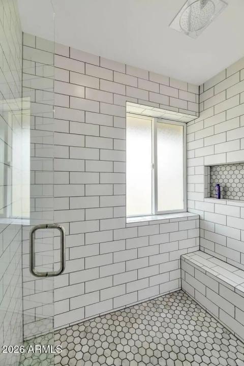 Real Estate Picture 15