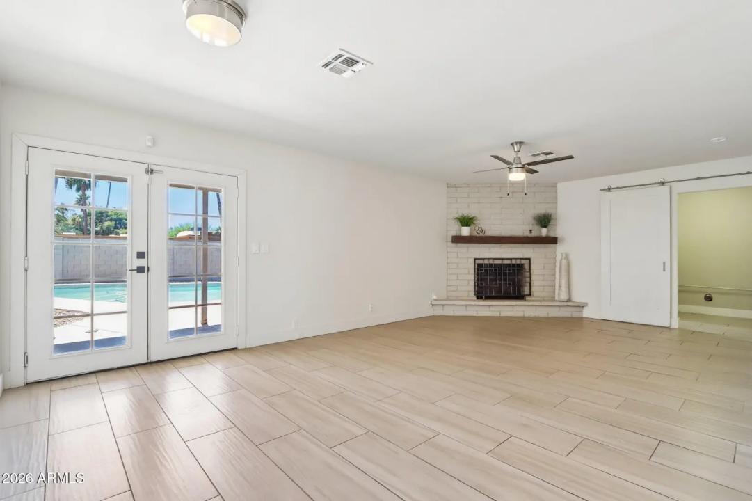 Real Estate Picture 29