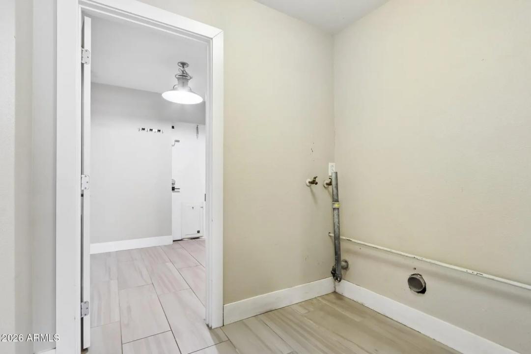Real Estate Picture 33