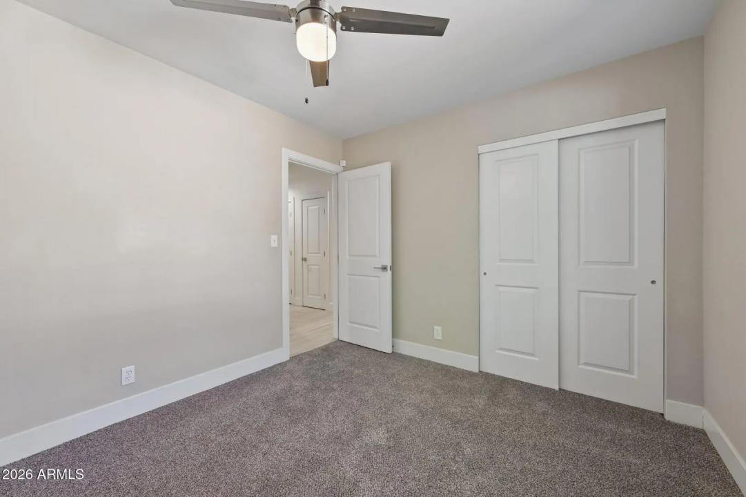 Real Estate Picture 17