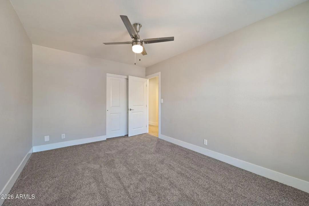 Real Estate Picture 19