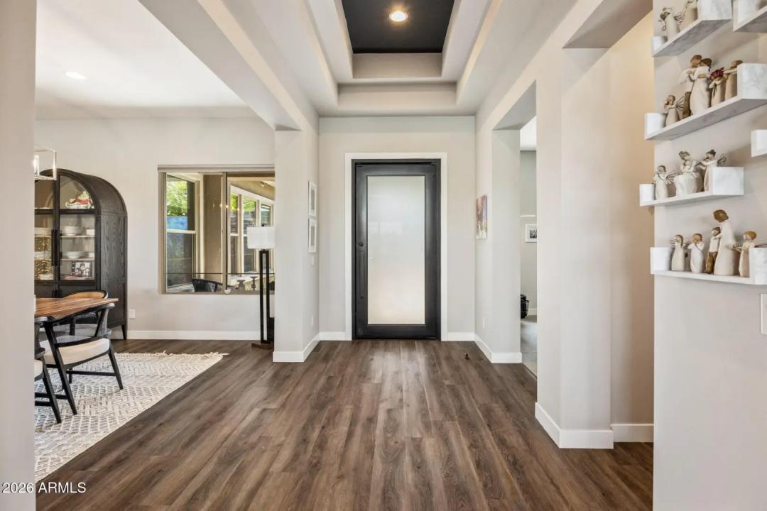 Real Estate Picture 7