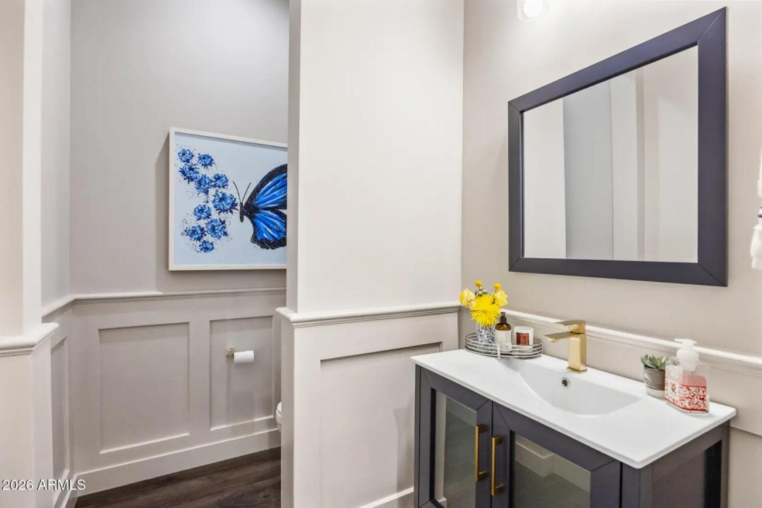 Real Estate Picture 20