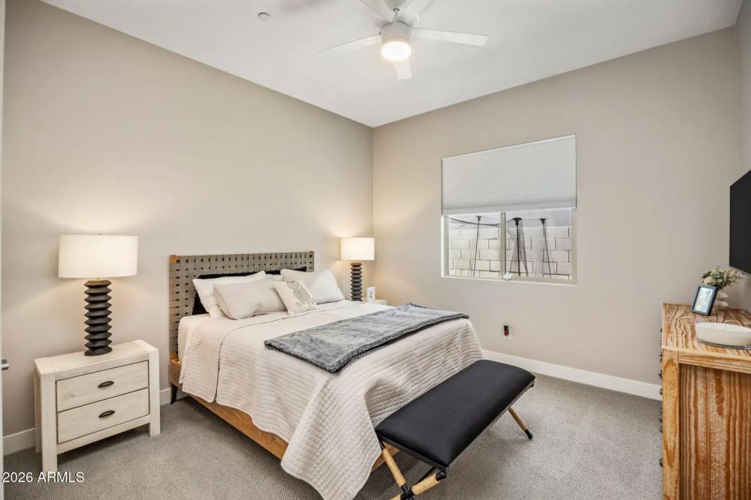 Real Estate Picture 29