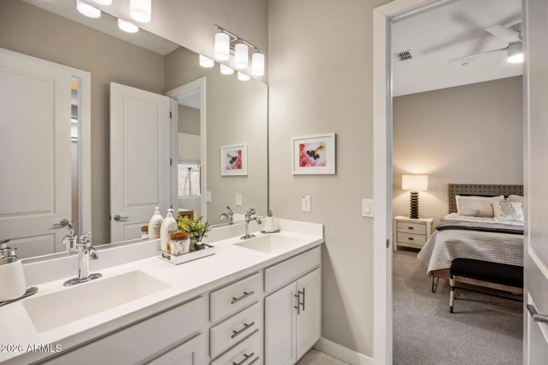 Real Estate Picture 30