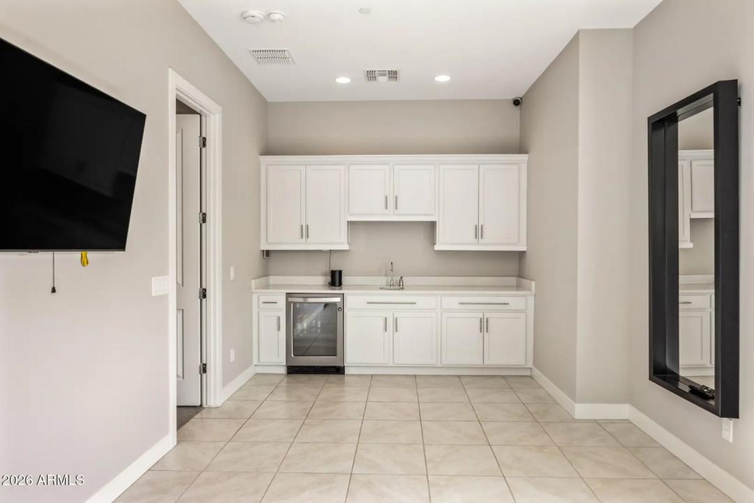 Real Estate Picture 36