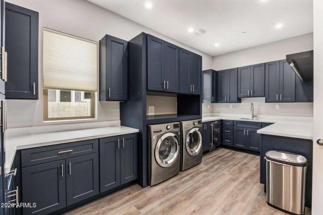 Real Estate Picture 37