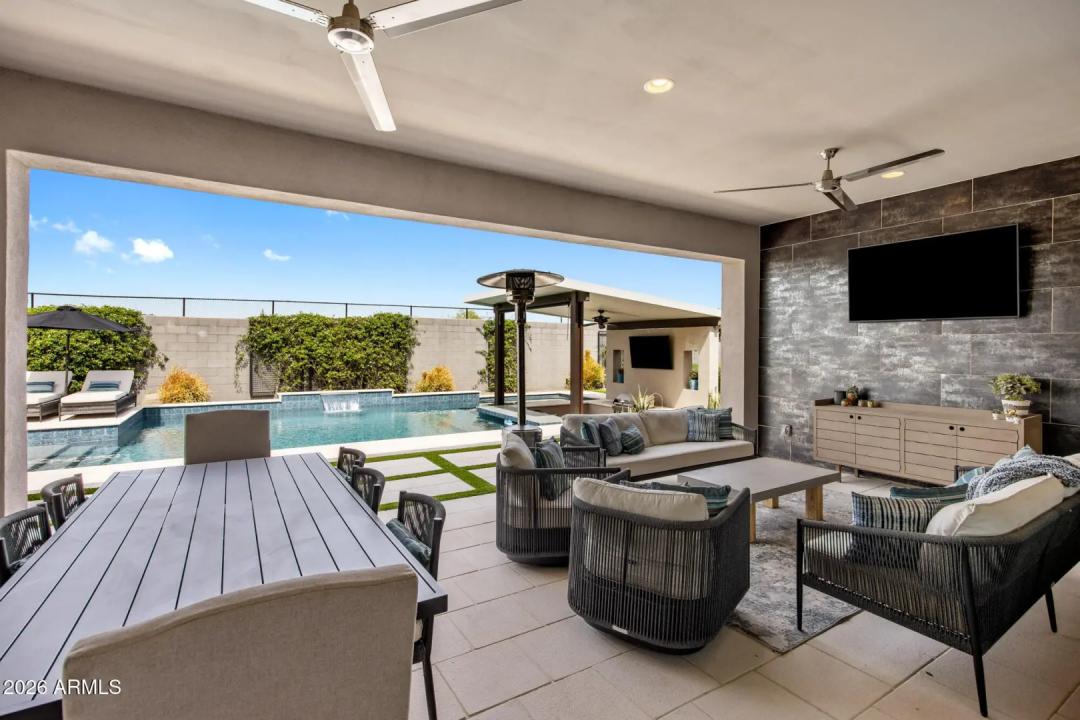 Real Estate Picture 38