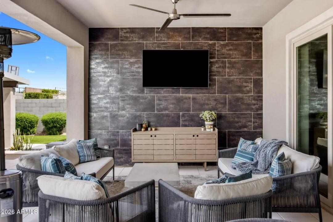 Real Estate Picture 39